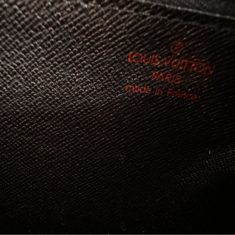 Louis Vuitton Epi clutch - Picture 5 of 14